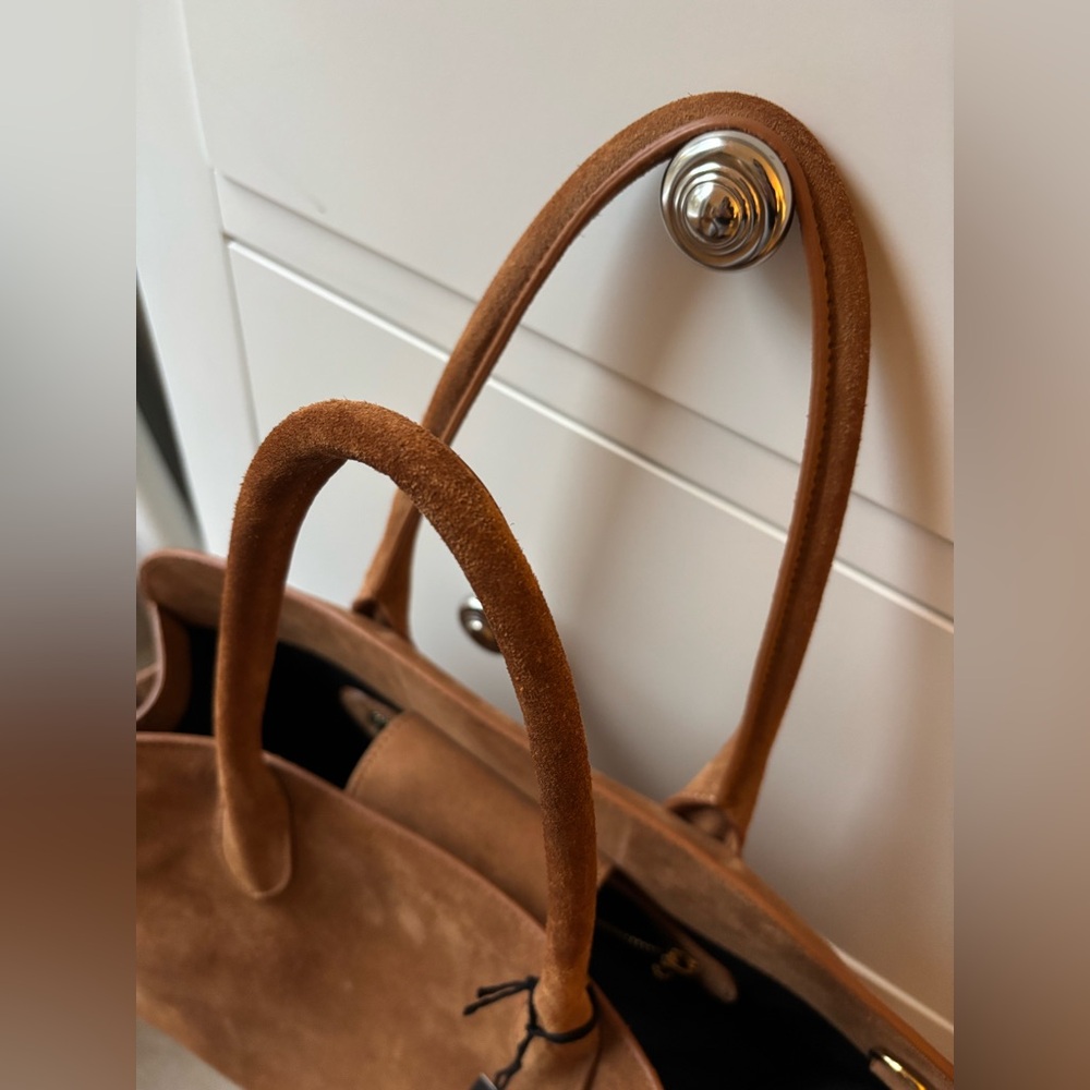 Claudia Firenze Suede Camel Bag NWT w/Shoulder Strap - Picture 11 of 17